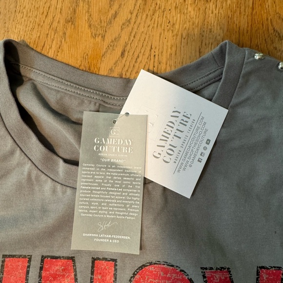 University of Cincinnati Women’s XXL Gameday Couture t-shirt - Picture 2 of 4